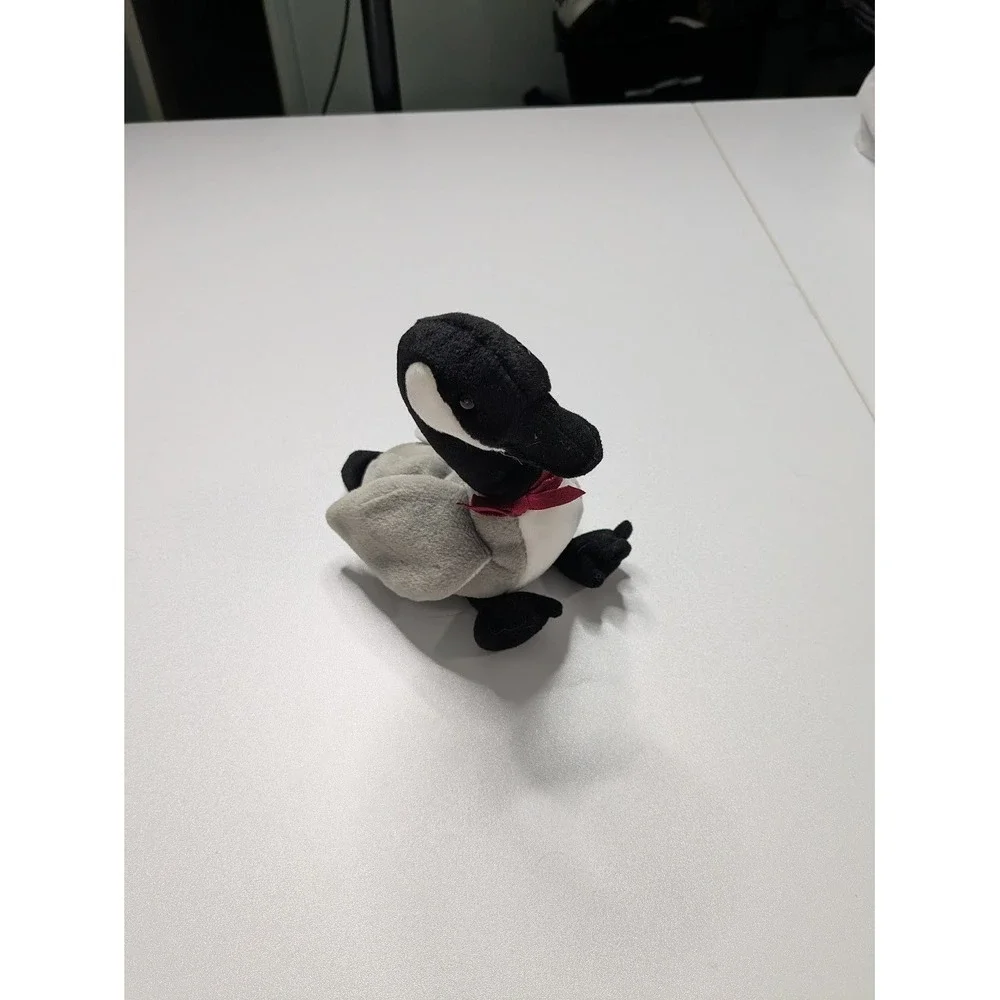 1998 Ty Beanie Babies Canada Goose Loosy Gray Black White Ribbon Plush Small